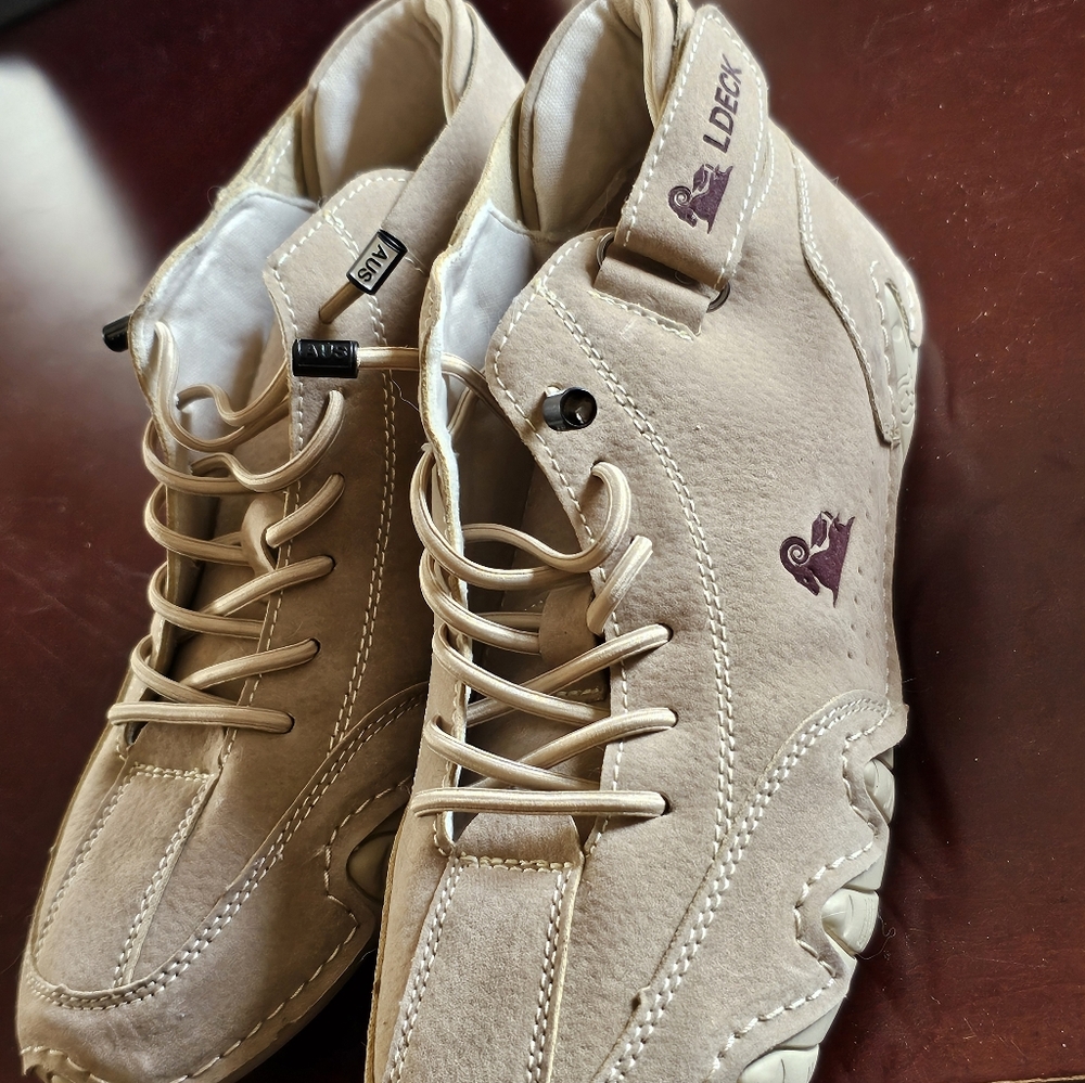 Ldeck shoes size 7 tan